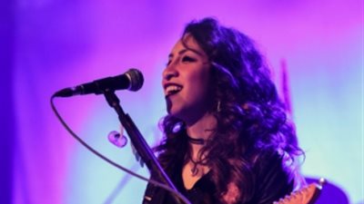 أندروميدا تتألق بأغنيات «pink Floyd» في ساقية الصاوي