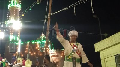 توافد الآلاف من الطرق الصوفية للاحتفال بمولد «علي زين العابدين» (صور)