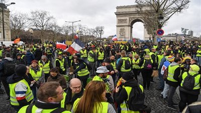 مارس الحاسم.. السترات الصفراء تواصل التصعيد بالمسيرات السوداء (فيديو)