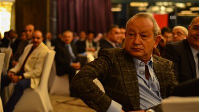 «ساويرس»: «السيسي» ناجح اقتصاديا وسياسيا.. و«عبد الناصر» فشل داخليا