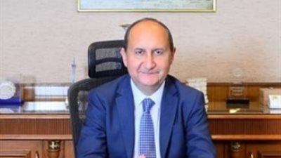 وزير الصناعة يبحث مع شركات صينية ضخ استثمارات في الروبيكى