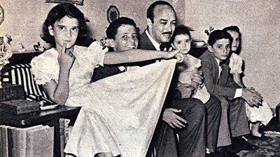 «القيسوني» وزير مالية مسئول عن 280 مليون جنيه و5 أولاد