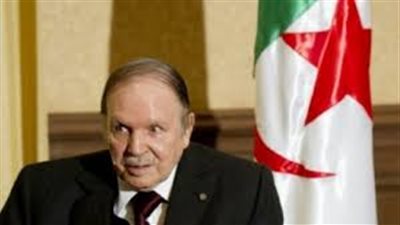 آلاف الطلاب يتظاهرون ضد بوتفليقة في الجزائر