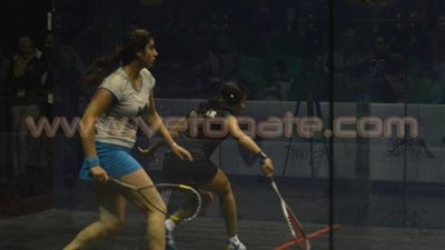 بالصور.. المصنفة الأولى عالميا تتأهل لدور الـ16 ببطولة العالم للإسكواش