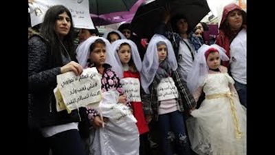 مطالبات في لبنان ببدء سن زواج الفتاة من 18 عاما (فيديو)