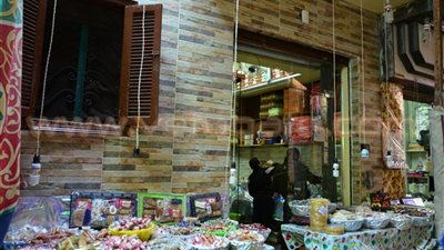 «غرب شبرا»: «500 جنيه قيمة استخراج تصاريح إقامة شوادر الحلوى»