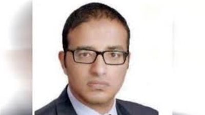 مدير إدارة الحوكمة يناقش رسالته للدكتوراة عن دور البورصة في توقع الأزمات