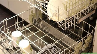 احرصي على تعقيم الملاعق والشوك مرة أسبوعيا حفاظا على صحتك أسرتك