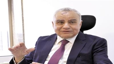 مؤسس الجامعة الأوروبية: الدستور يكفل حرية البحث العلمي للنهوض بالدولة