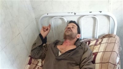 بالصور.. سائق يشعل النيران في نفسه احتجاجًا على إزالة منزله بالشرقية