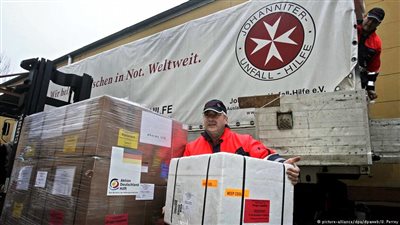 عندما تتحول المساعدات الإنسانية إلى أداة سياسية.. فنزويلا تغلق أبوابها في وجه المؤن الأمريكية.. الاستيلاء على المساعدات وإعادة بيعها باليمن.. وألمانيا تساعد كوريا الشمالية عام 2001 بلحوم ملوثة