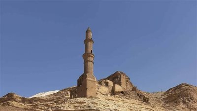 «الآثار الإسلامية» تدرس إنشاء سلم للوصول لمسجد شاهين الخلوتي وترميمه