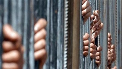 حكاية «صفعة على الوجه» بداية خصومة ثأرية بين عائلتين بالجيزة عمرها 10 سنوات.. ضبط وإحضار هاربين بواقعة إطلاق رصاص على أتوبيس في أوسيم.. التحقيقات: قتلوا بريئا و1200 صورة ترصد الحادث