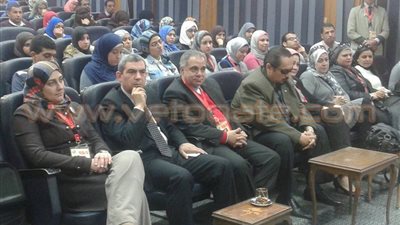 بالصور.. «إيجي شتاين» تنطلق بورش عمل بآداب المنصورة