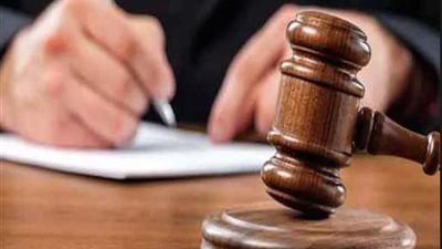 خلال ساعات.. الحكم على رئيس حي الدقي وآخرين لاتهامهم بتهمة الرشوة