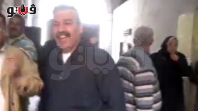 بالفيديو.. عمال البريد: «خايف من الداخلية ليه انزل هات حقك يا بيه»