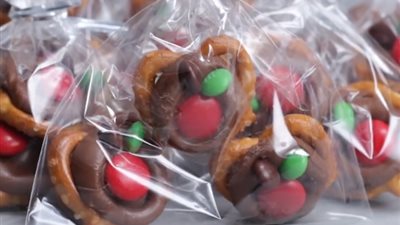 أرخص 5 «هدايا عيد أم» للمعلمات (فيديو)