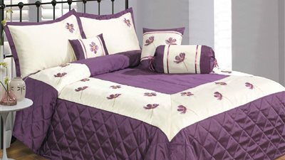 طريقة اختيار مفرش سرير «ليلة الدخلة»