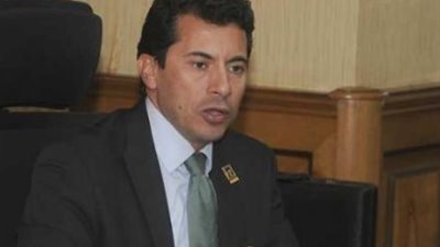 وزير الشباب يحضر مباراة مصر والإمارات في افتتاح بطولة الرياضة المدرسية