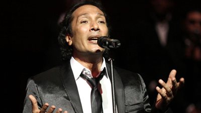 المصريون يحتكرون غناء تترات دراما رمضان والمطربون العرب في صيام