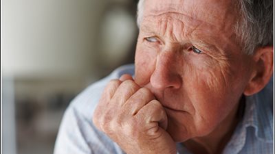 دراسة تربط بين حركة العين ومرض الزهايمر