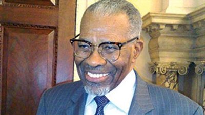 رئيس البنك الإسلامي يدعو رجال الأعمال للاستثمار بمصر