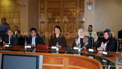 بالصور.. «الشرقية» تخصص عددا من الموظفين للتواصل مع نواب البرلمان