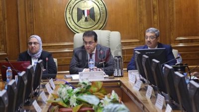 وزير التعليم العالي يرأس اجتماع مدينة الأبحاث العلمية والتطبيقات التكنولوجية
