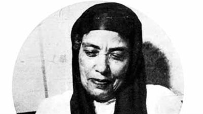 ثلاثة عرسان في حياة نبوية موسى