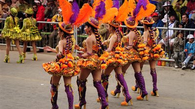 احتفالات بلاد الأنديز بين التدين وصخب الموسيقى (صور)