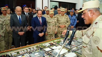 بالصور.. تفاصيل زيارة «السيسي» للفيوم.. الرئيس يفتتح مصنع سماد.. يؤكد اهتمام الدولة بتنمية الصعيد.. يطالب بزيادة معدلات العمل في المشروعات التنموية.. ويوافق على مشروعات أصحاب السلاسل التجاري