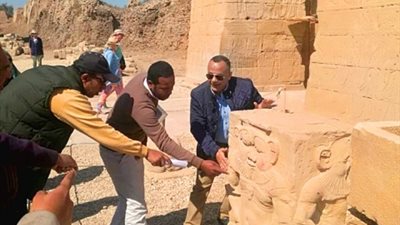 أمين عام الآثار السابق عن استخدام «شنيور» في ترميم القطع: «مش جديد»