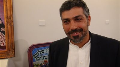 محلل الشئون العربية بالتليفزيون الإسرائيلى يرفض الانضمام لـ 