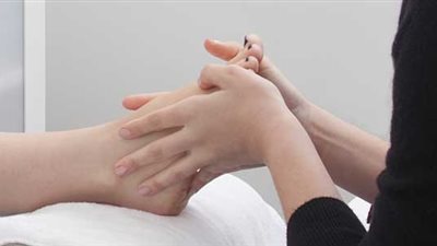 دراسة: الليزر يعالج الاعتلال العصبي ومضاعفات مرض السكري