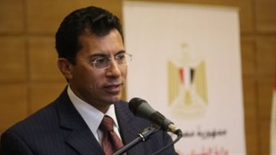 وزير الرياضة يطلب تقريرا حول الموقف النهائي لإستاد بورسعيد