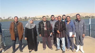 غلق محطات المياه في ملوي بالمنيا بسبب بقعة زيت بالنيل (صور)