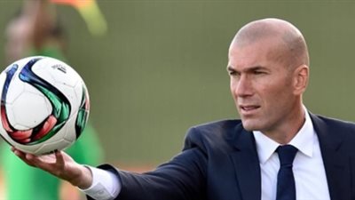 زين الدين زيدان عن العودة لتدريب ريـال مدريد: ليس الآن