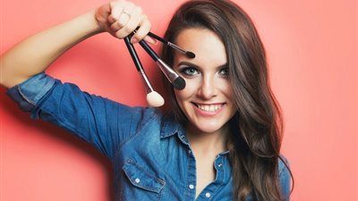 أشهر الخدع الفعالة لتنحيف الوجه الممتلئ باستخدام المكياج