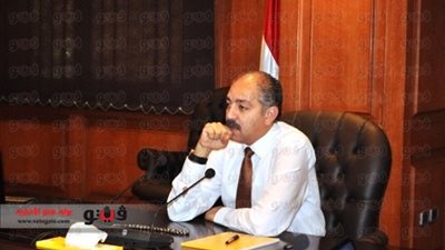 وزير الرياضة يرفض البت في استقالة 