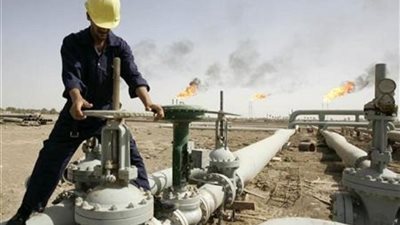 تراجع إنتاج ليبيا من النفط لـ 400 ألف برميل يوميًا