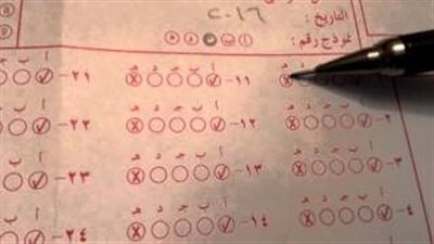 بالفيديو.. «تجارة حلوان» تبدأ تصحيح أوراق الامتحانات إلكترونيًا