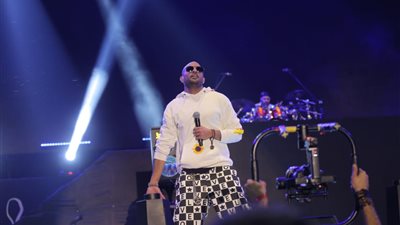 شارموفرز يحتفل بإطلاق ألبومه «انفصام» في التجمع (صور)