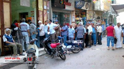 ازدحام أمام مكاتب التموين بسبب 30 يونيو