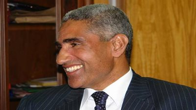 رئيس جامعة جنوب الوادي يوافق على تعيينات جديدة بالجامعة