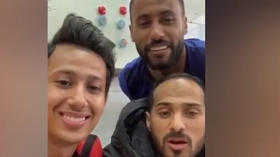 وليد سليمان لـ«عاشور»: إن شاء الله ترفع كأس أفريقيا يا مسمار (فيديو)