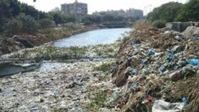 رئيس مجلس مدينة الخصوص: نخوض حرب شوارع مع المواطنين أثناء جمع القمامة