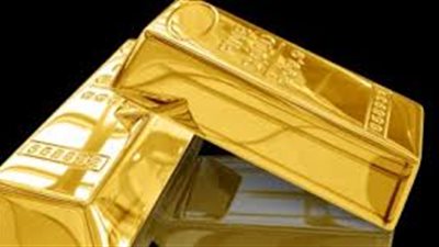 الذهب يرتفع 1% عالميا