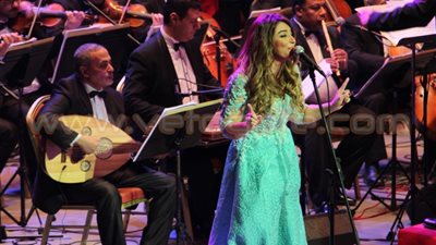 بالصور.. 6 فنانين يغنون لـ «مصر والمغرب» بالأوبرا.. غادة رجب تعيد زمن الفن الجميل بـ«دارت الأيام».. «زبادي» يغازل المصريين بـ «ساكن في حي السيدة».. وهاني شاكر ي