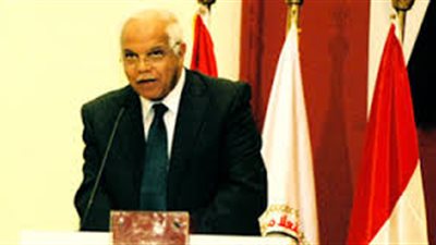 محافظ القاهرة يصل مدينة بدر لتسليم شقق حديثي الزواج