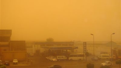 إسعاف المنيا يرفع درجة الاستعداد بسبب عاصفة ترابية